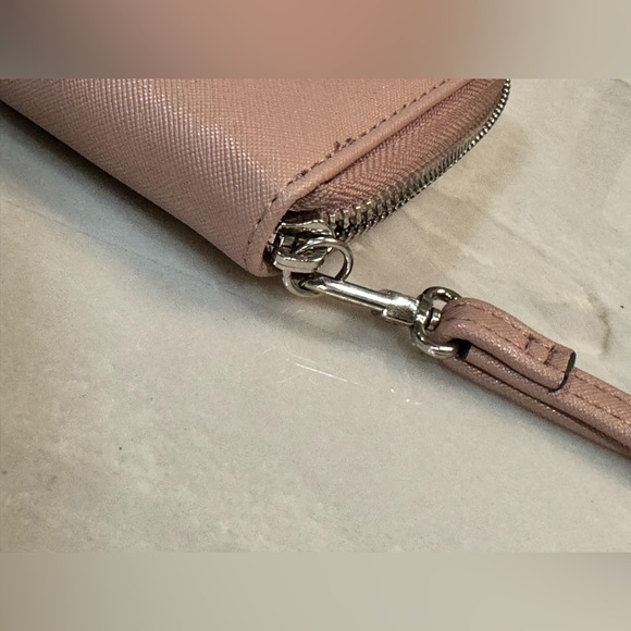 Steve Madden Elegant Tan Women's Clutch wallet 8x4in no callouts - Picture 10 of 14